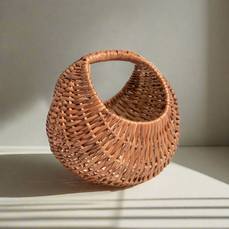 WICKER MOON BASKET
